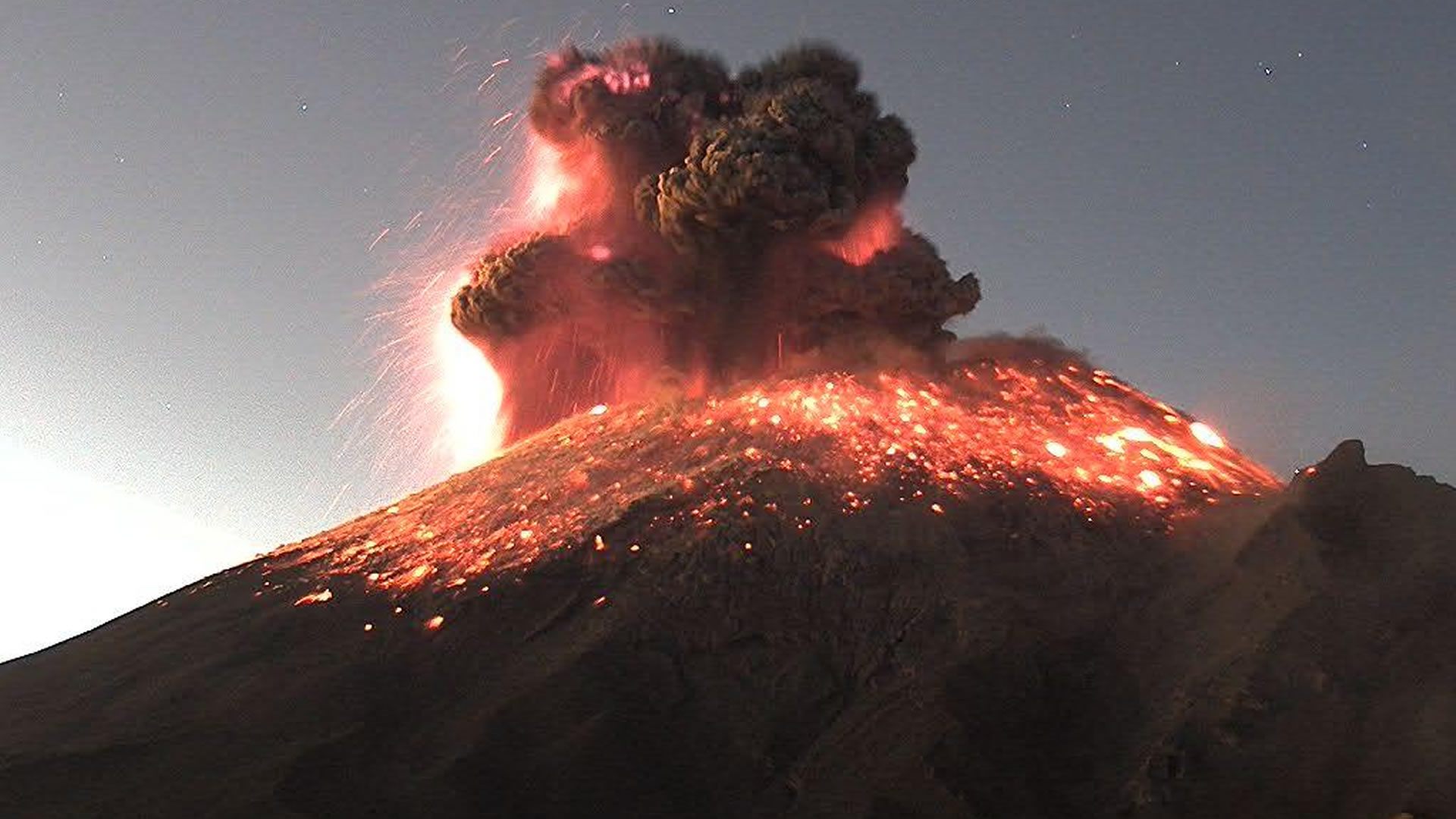 Extraños sonidos similares a turbina de avión son escuchados en el volcán Popocatépetl en México (VÍDEO)