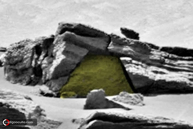 Investigador afirma haber hallado «prueba innegable» de vida alienígena en Marte