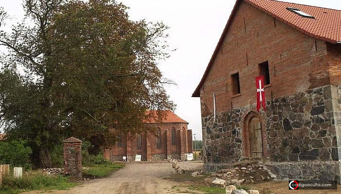 El Santo Grial los Caballeros Templarios y los túneles secretos en Polonia