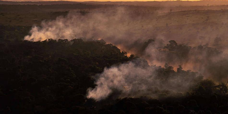 Incendios en Amazonía brasileña aumentaron un 120 % en octubre