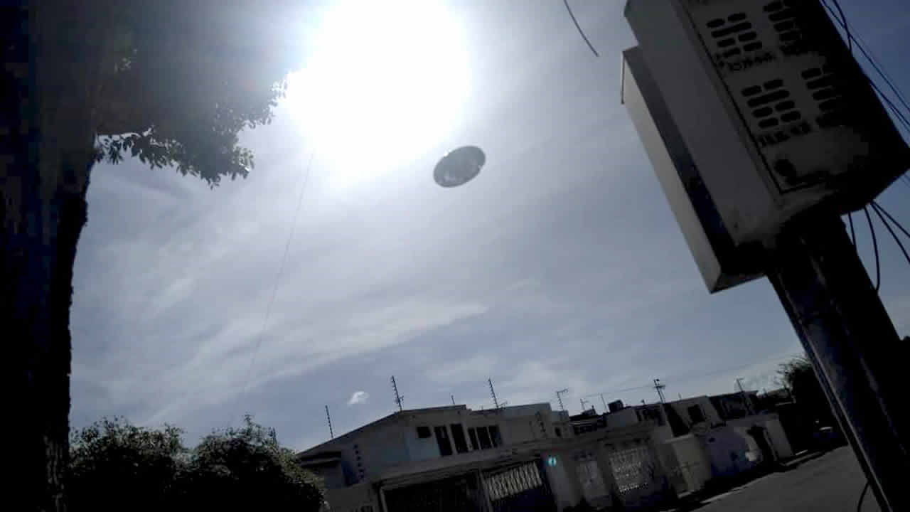 Lanzan fotografía de un supuesto «OVNI» en Maracaibo, Venezuela y despierta la polémica mundial