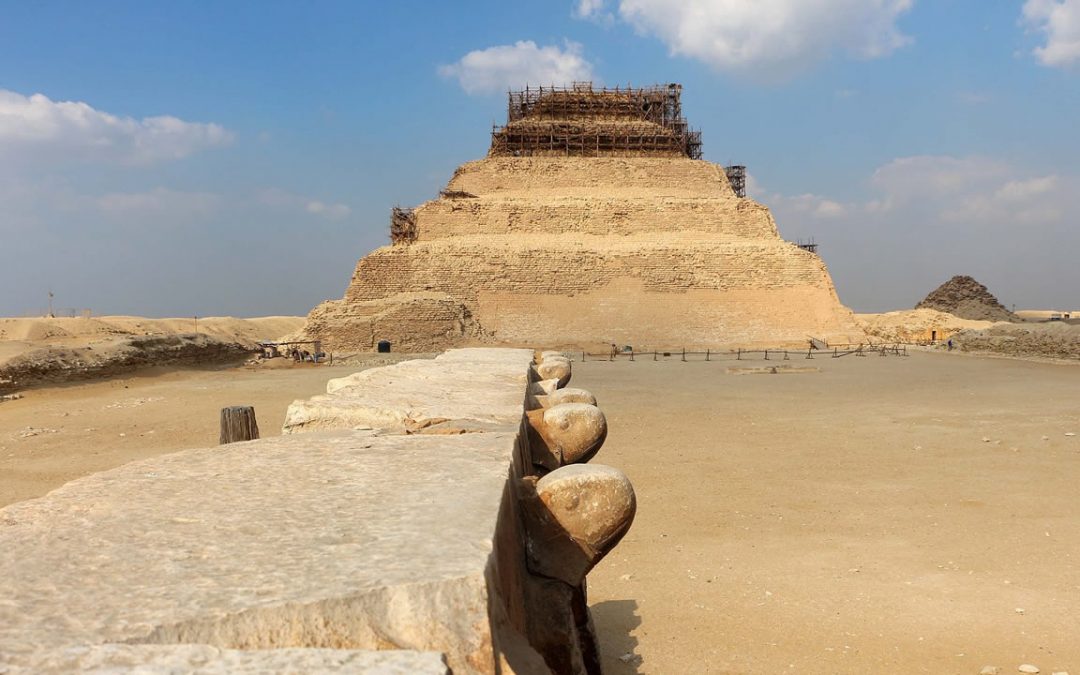 Pirámide oculta en Saqqara: cerca de la Pirámide más antigua de Egipto