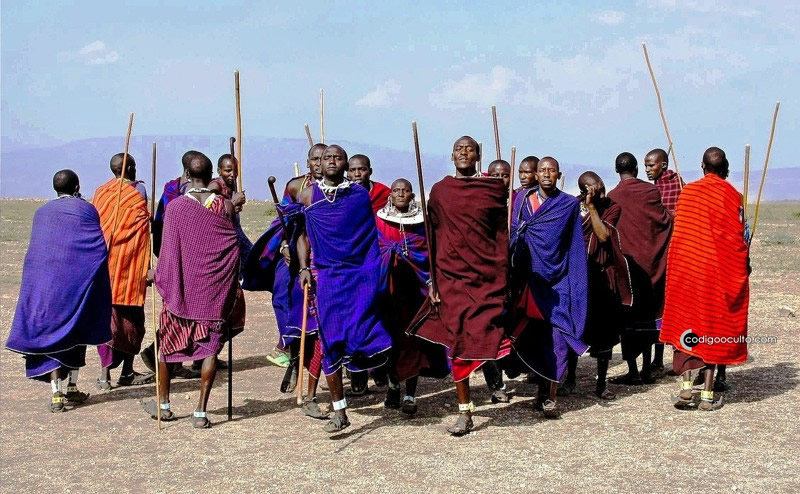 Grupo de personas en Tanzania