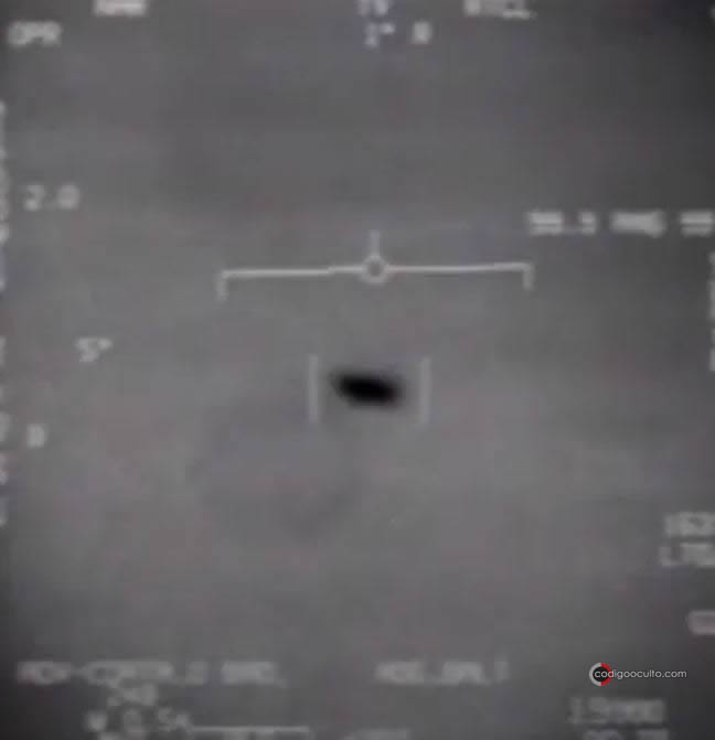 Captura de video del OVNI "Tic Tac" filmado por la Marina de EE. UU. y publicado por el Pentágono