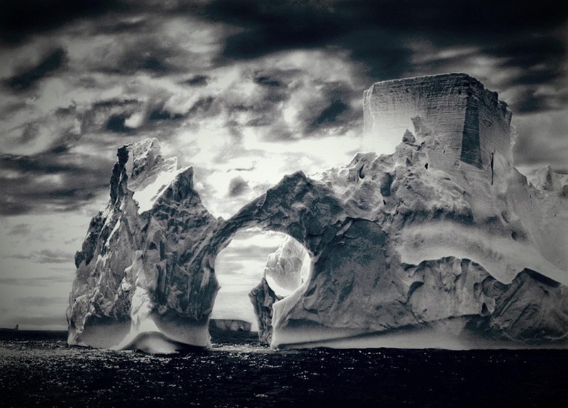 Extrañas estructuras reportadas por John Williams Mamby en 1921, que legara en un trabajo sobre Groenlandia