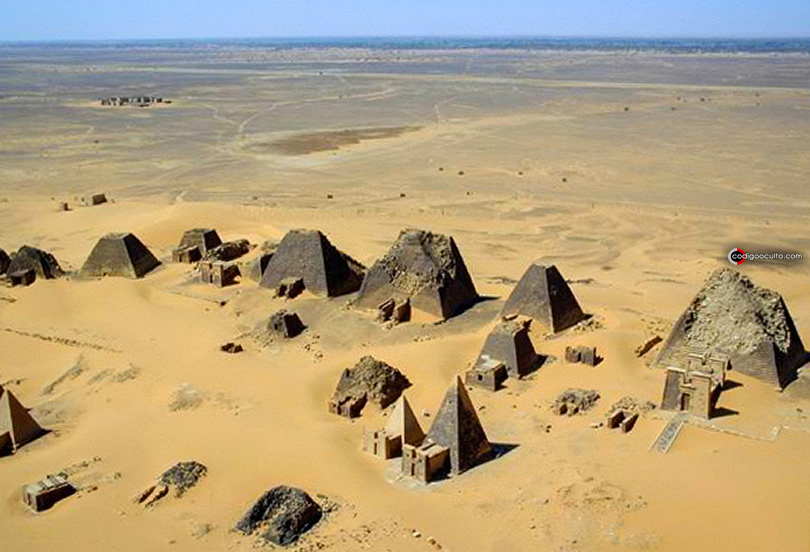 Vista aérea de las pirámides de Meroë