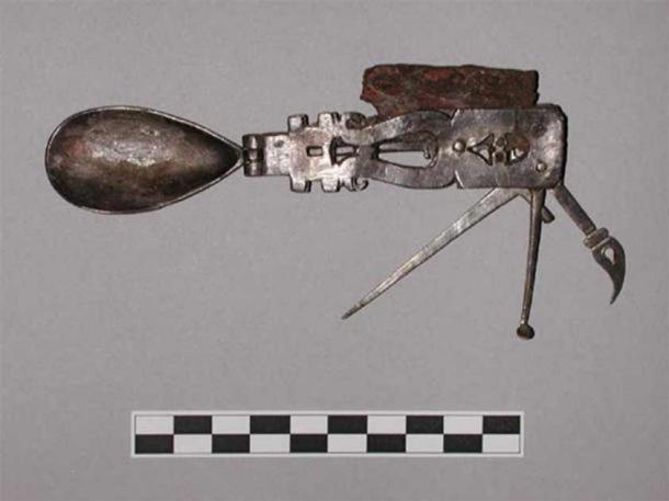 Se cree que artilugio compuesto de hierro y plata habría pertenecido a una persona adinerada
