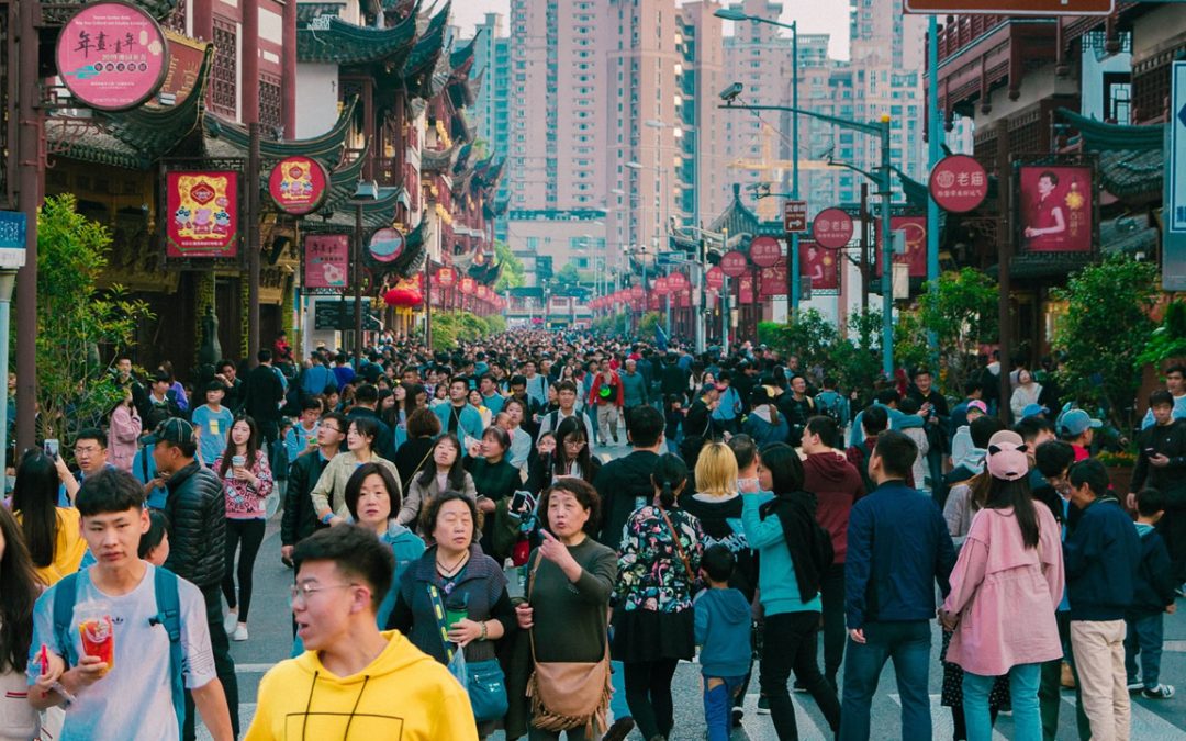 Se estima que la población de China se reduzca a la mitad en solo 30 años