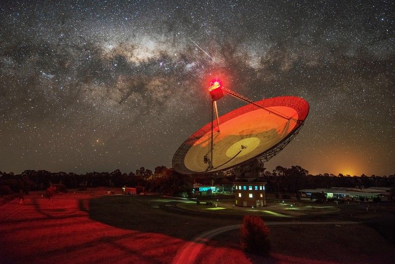 Radiotelescopio Parkes Murriyang en Australia captó la extraña señal en abril de 2019