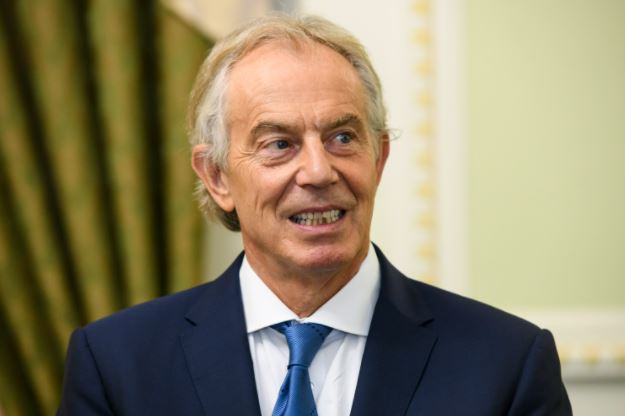 El ex primer ministro del Reino Unido, Tony Blair, es mencionado en los Pandora Papers
