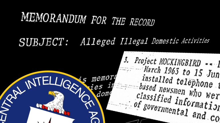 El Proyecto (u Operación) Mockingbird, era una operación de la CIA para controlar lo que los medios de los EE. UU. publicaban. Se supone que una de las directivas de Mockingbird, era "Los OVNIs son una amenaza"