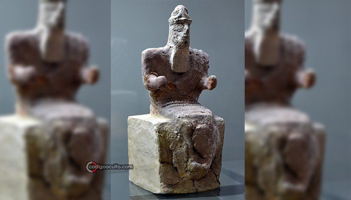 Estatua de Enlil en el trono