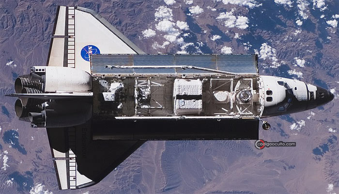 Transbordador espacial Endeavor, responsable de rescatar al astronauta