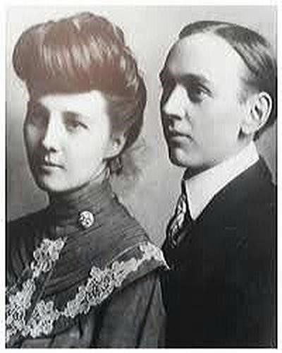 Edgar Cayce retratado junto a su esposa Gertrude, quién fuera un factor estabilizador en su vida