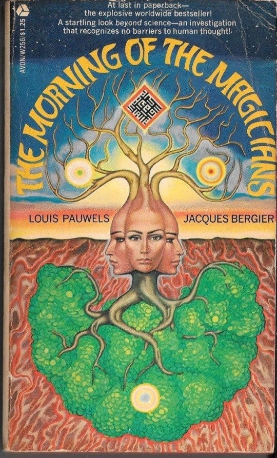 En El Retorno de los Brujos libro publicado por Jacques Bergier y Louis Pauwles 1960, Charles Fort es reverenciado como padrino espiritual del exitoso libro