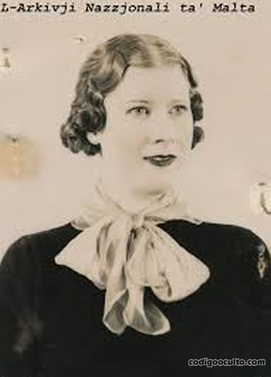 Constance Lois Jessop la funcionaria británica que en 1930 declaró, su encuentro con moradores subterráneos bajo las catacumbas de Hal Salflieni
