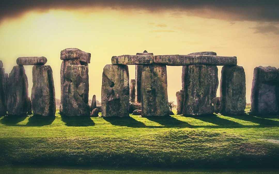 Hallan una misteriosa red de agujeros alrededor de Stonehenge
