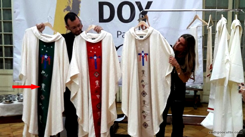 Las casullas confeccionadas para ser usadas por el Papa en su visita a Chile en 2018