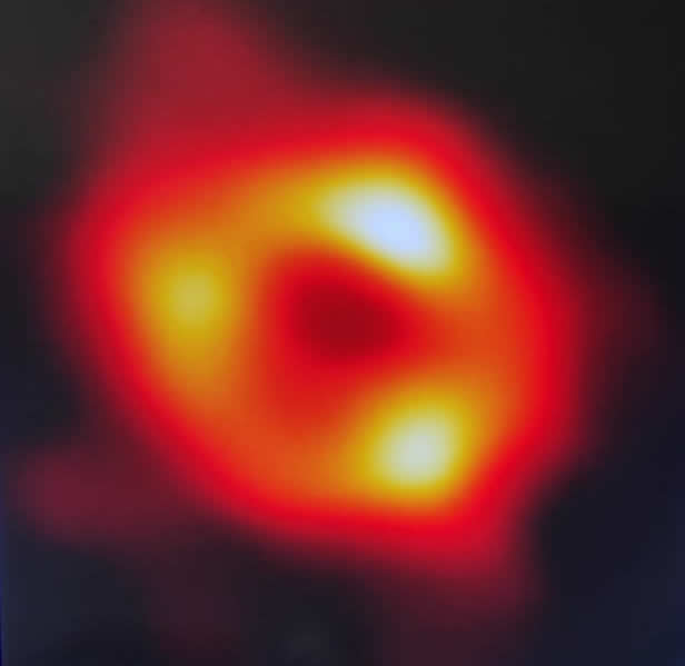 Imagen del agujero negro supermasivo Sagitario A* en el centro de la Vía Láctea