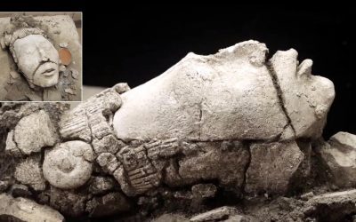 Descubren una “cabeza alargada” del dios maya del maíz en Palenque