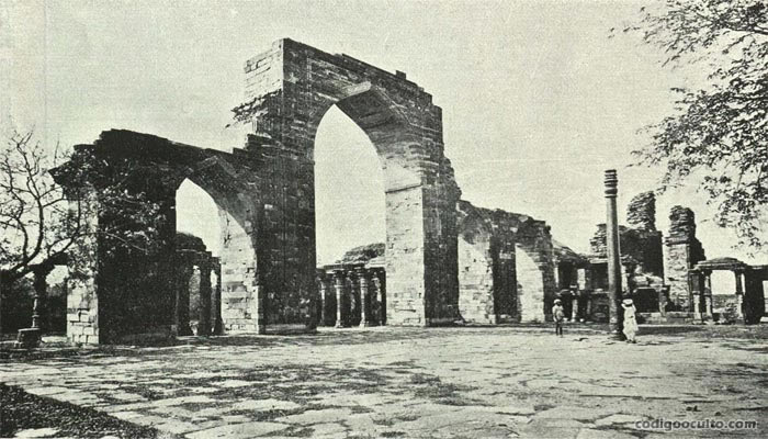 Fotografía de 1906 del pilar