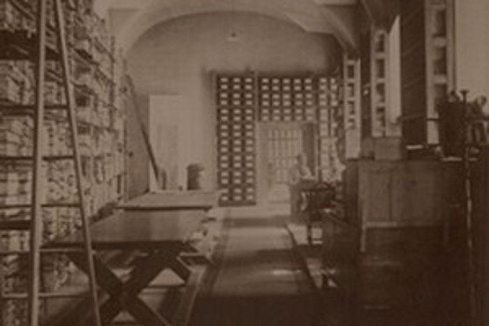 En 1921 se edificó la biblioteca de referencia perteneciente a los Archivos del Castillo de Praga ¿pudo tomarse aquí la fotografía que vuelve loca a la red