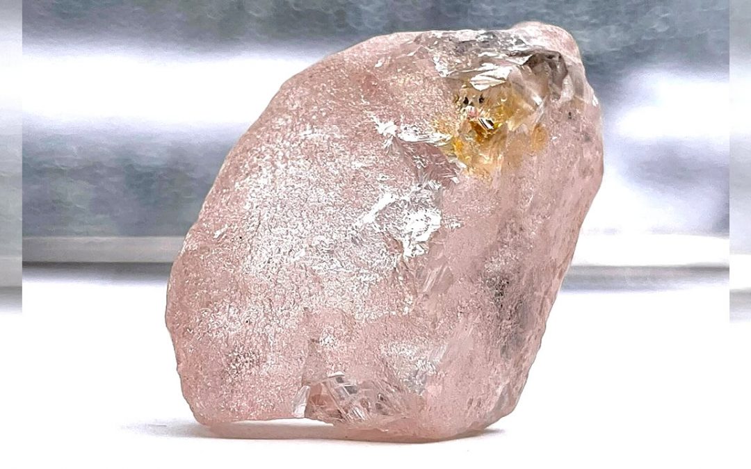 Mineros desentierran un diamante rosa que se cree que es el “mayor visto en 300 años”