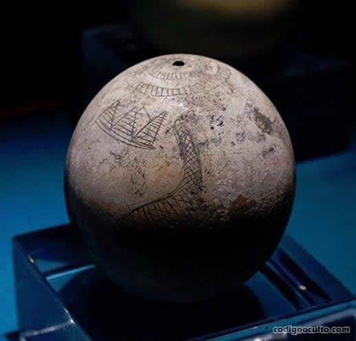 El huevo de avestruz. Se exhibe en el Museo Nubia de Asuán, Egipto