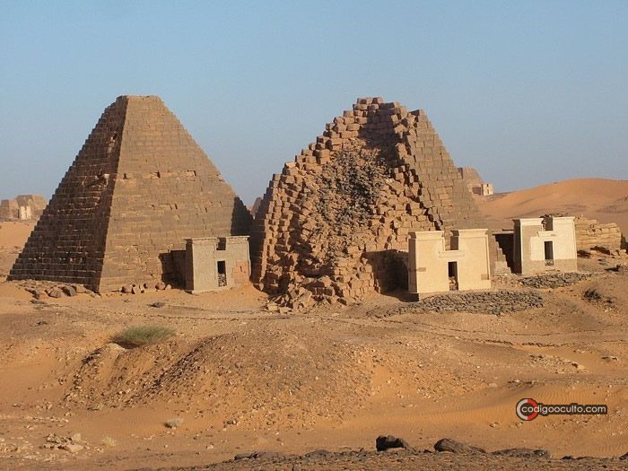 Otra vista de las Pirámides de Meroe