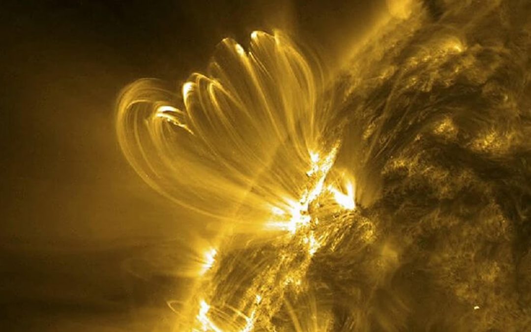 Inesperada corriente de viento solar golpea la Tierra a 600 kilómetros por segundo