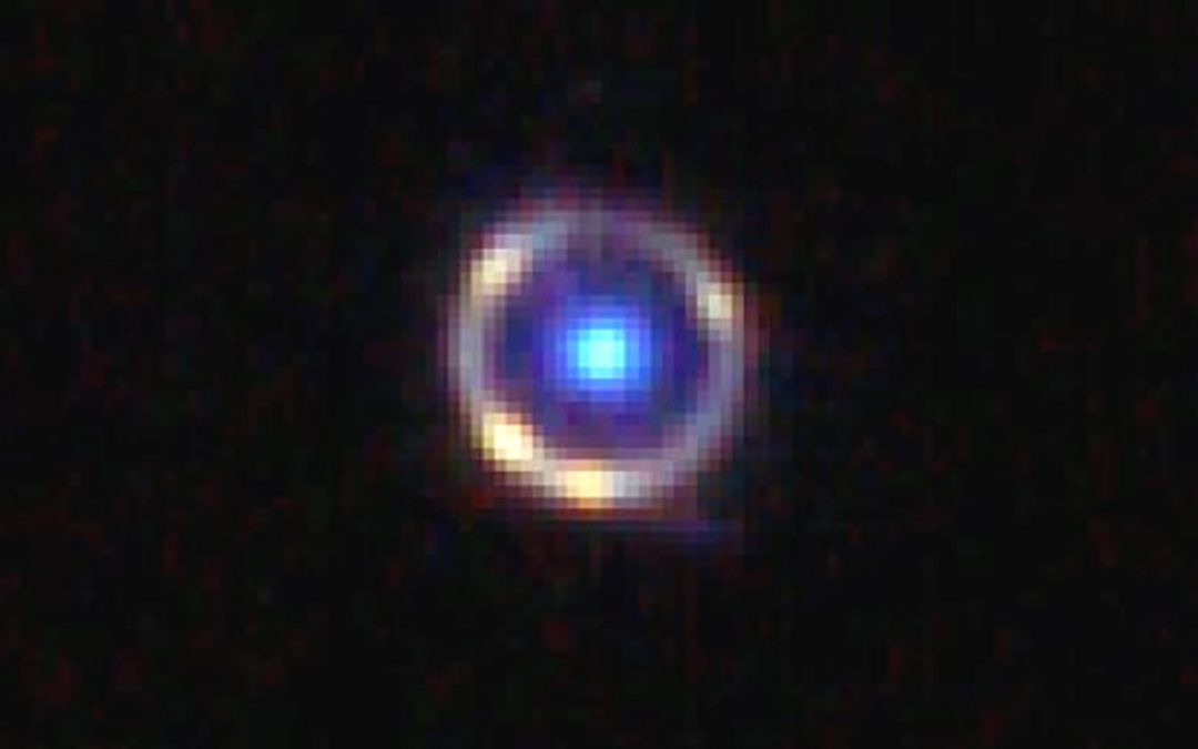 Anillo de Einstein “perfecto” es captado por el Telescopio Espacial James Webb