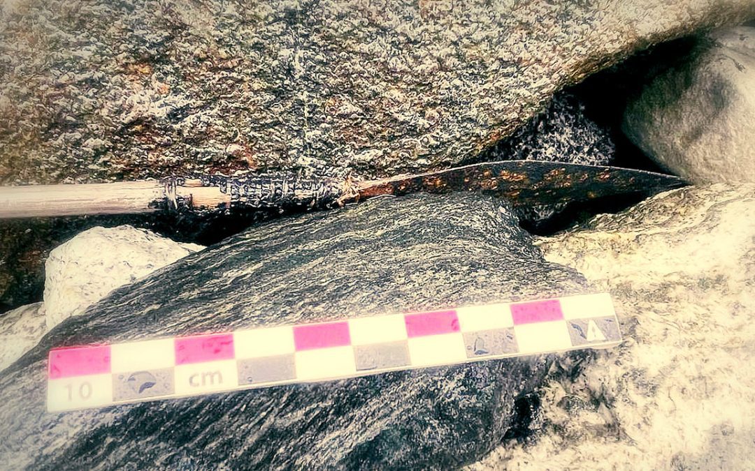 Punta de flecha anterior a los vikingos es descubierta en un glaciar derretido de Noruega