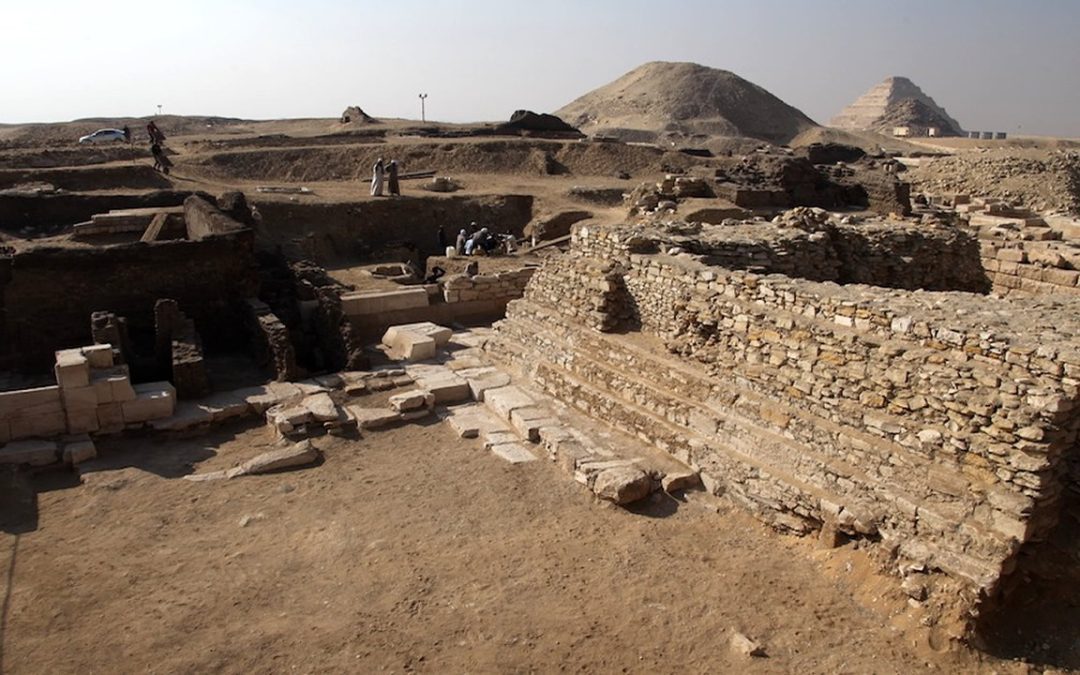 Descubren cientos de momias y la pirámide de una “reina desconocida” cerca de la tumba de Tutankamón