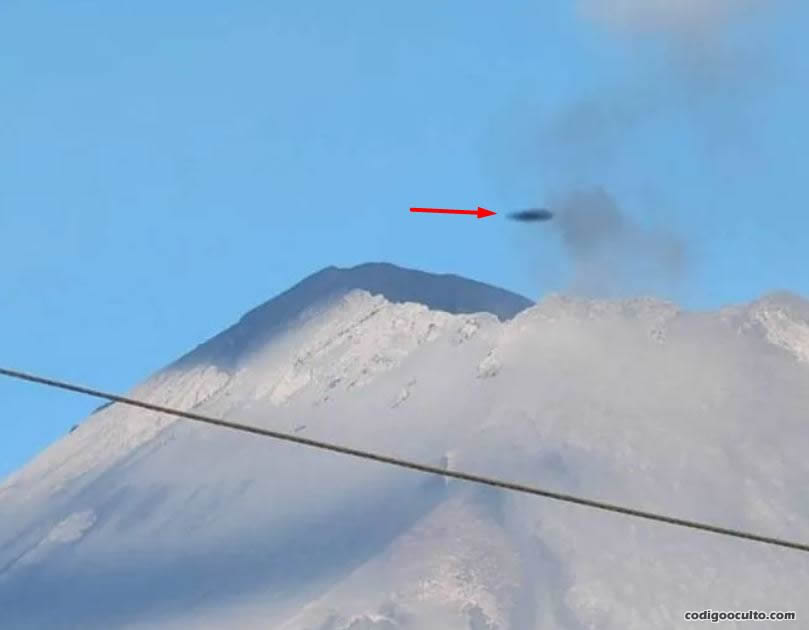 El OVNI fotografiado sobre el volcán Popocatépetl