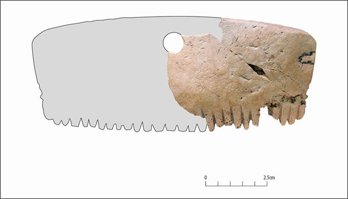 Reconstrucción del peine hecho de cráneo humano