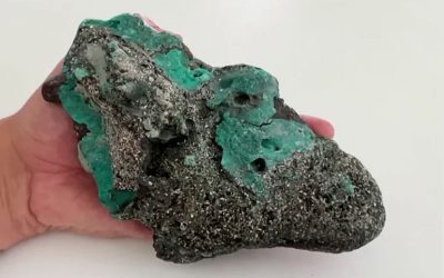 Científicos realizan un descubrimiento “inquietante” en una isla remota: rocas de plástico