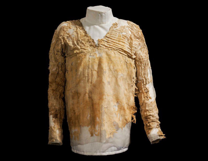 El vestido más antiguo del mundo encontrado en egipto