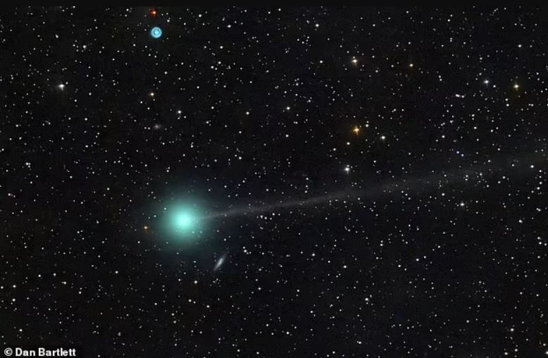 Vista espectacular: el cometa nishimura fue descubierto el mes pasado, pero ya está demostrando ser todo un espectáculo, y los astrónomos alientan a la gente a no desperdiciar la "rara y emocionante" oportunidad de verlo antes de que se queme.