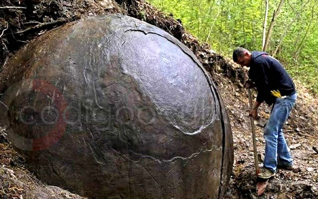 El misterio de la enorme esfera de piedra de 30 toneladas encontrada en Bosnia