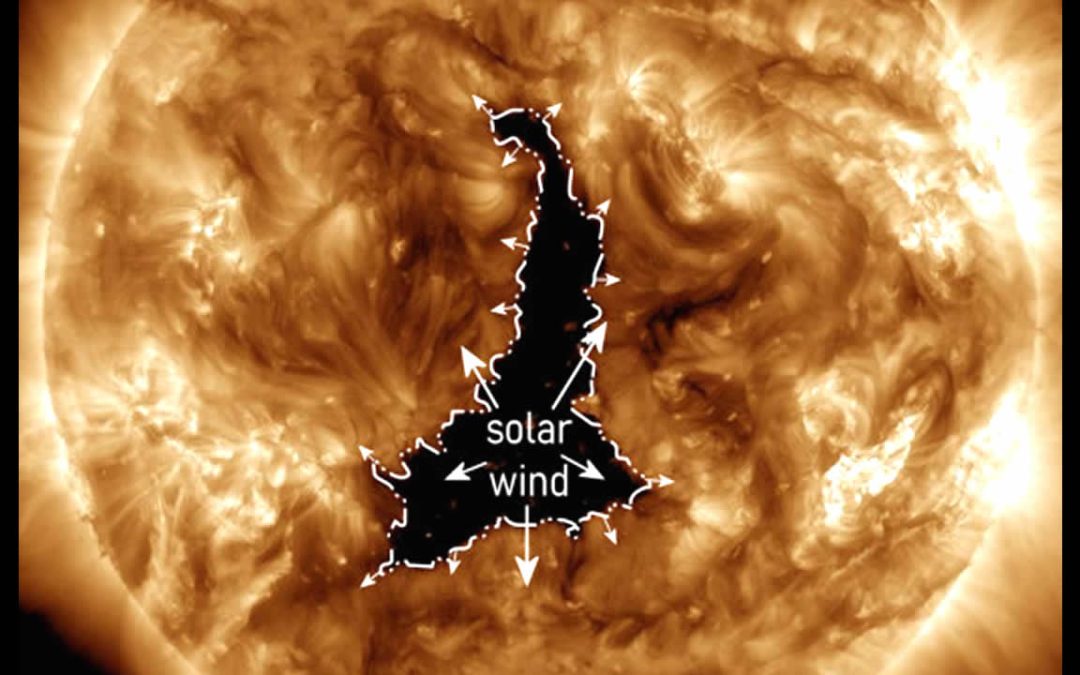 Enorme “agujero” en el Sol del tamaño de 60 Tierras lanza una ráfaga de viento solar