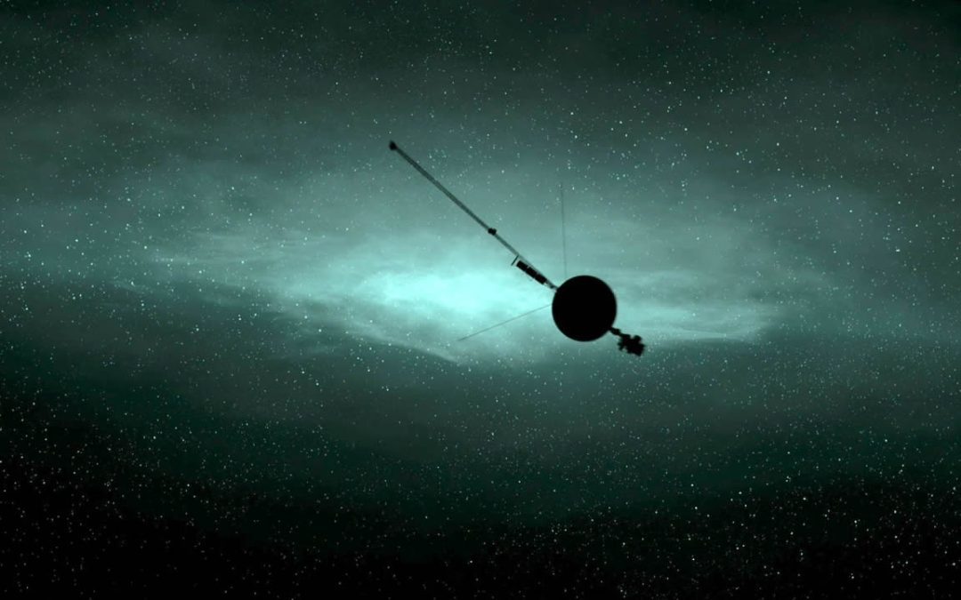 Sonda Voyager 1 envía una señal repetitiva de “1 y 0” desde el espacio interestelar