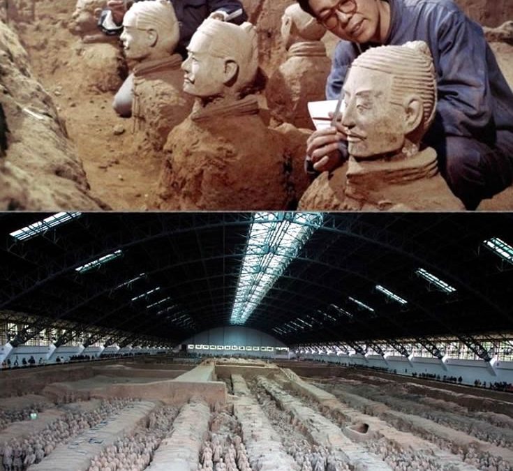 Arqueólogos excavando antiguas esculturas de Guerreros de Terracota en China