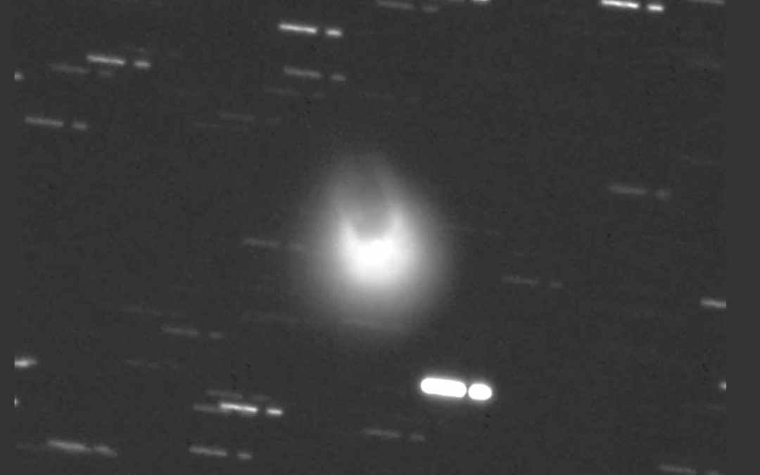 Un cometa “único en la vida”, más grande que el Everest, podría ser visible a simple vista en las próximas semanas