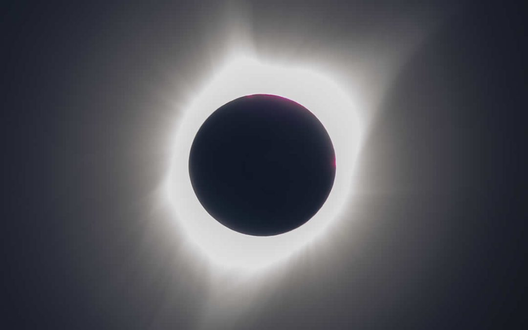Escuelas cerrarán y piden que se reabastezcan de provisiones ante el próximo eclipse solar total. ¿Por qué tantas advertencias?