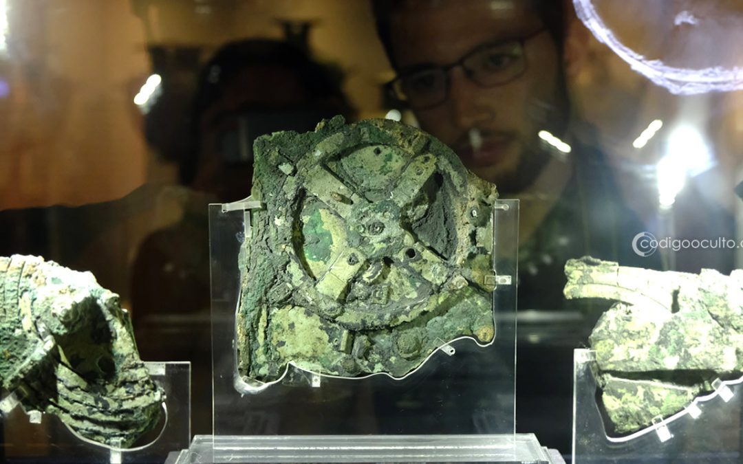 El mecanismo de Anticitera, la computadora más antigua del mundo, seguía el calendario lunar griego