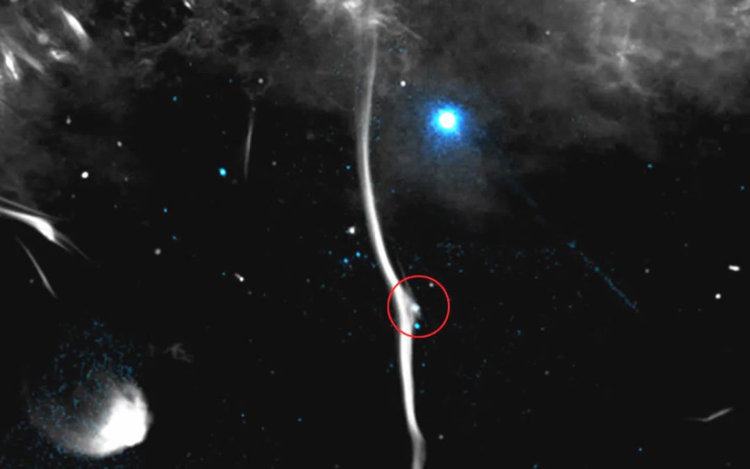 Una “grieta” cósmica en la Vía Láctea está emitiendo una extraña señal de radio, afirman astrónomos