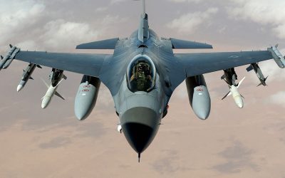OVNI se estrella contra un avión caza F16 estadounidense sobre Arizona durante un “aterrador” encuentro