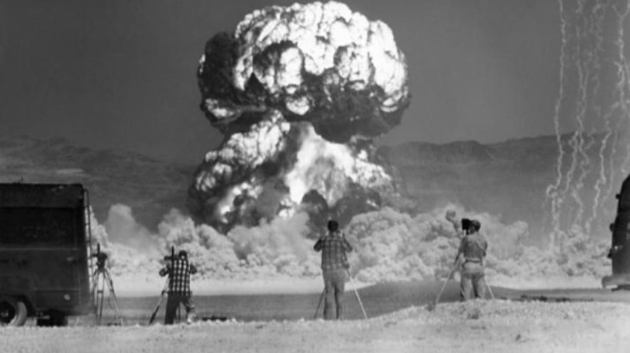 Fotografía de una prueba nuclear.