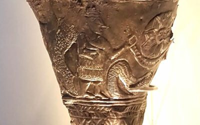 Hallada una copa de plata de 4.300 años con la representación más antigua conocida del Génesis Cósmico