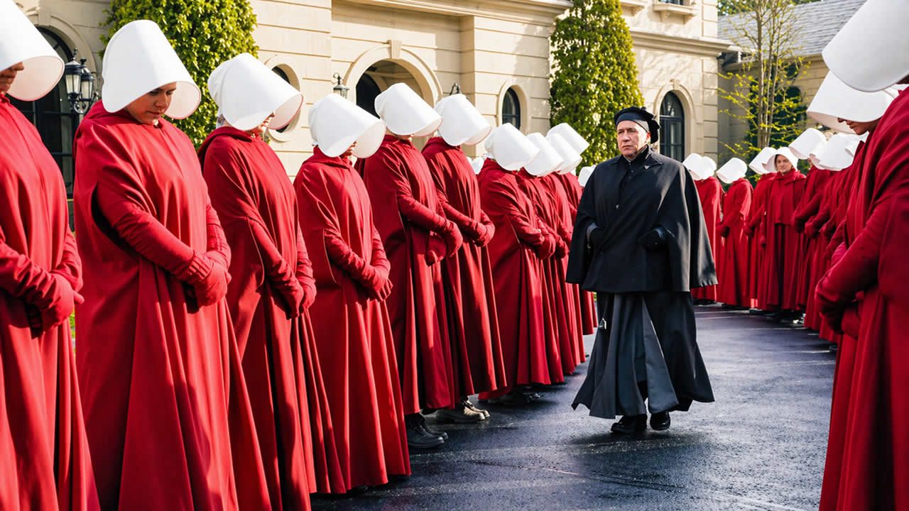 "El cuento de la criada": una visión distópica cuando un sistema autoritario controla la reproducción